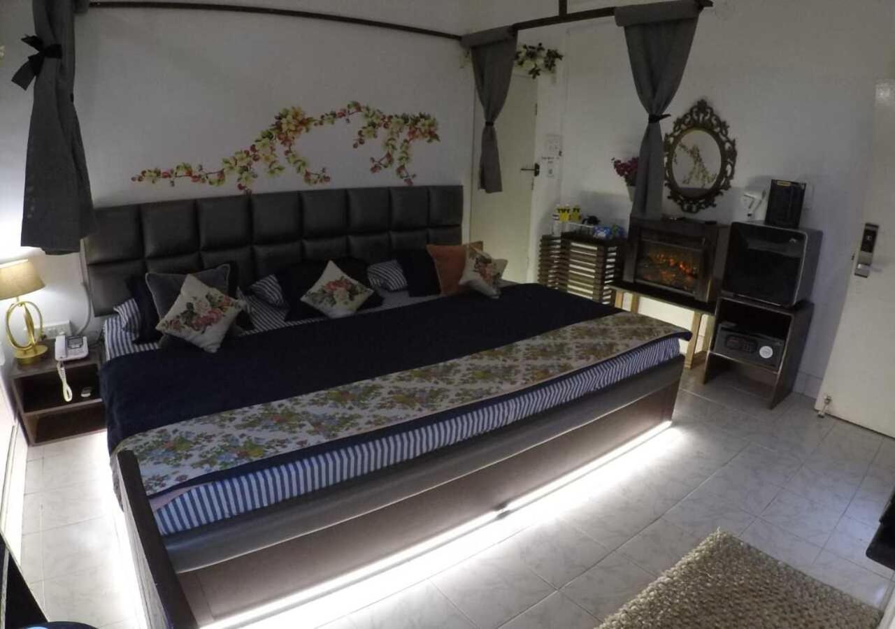 Kakaku The Guest House Adilabad Екстер'єр фото